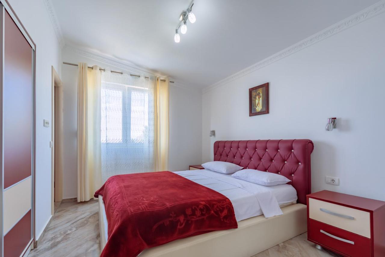 Ani Apartmani Dobra Voda Exteriör bild