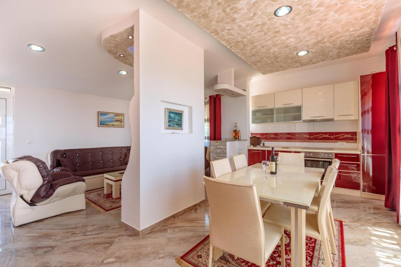Ani Apartmani Dobra Voda Exteriör bild