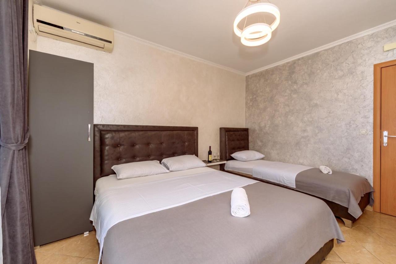 Ani Apartmani Dobra Voda Exteriör bild